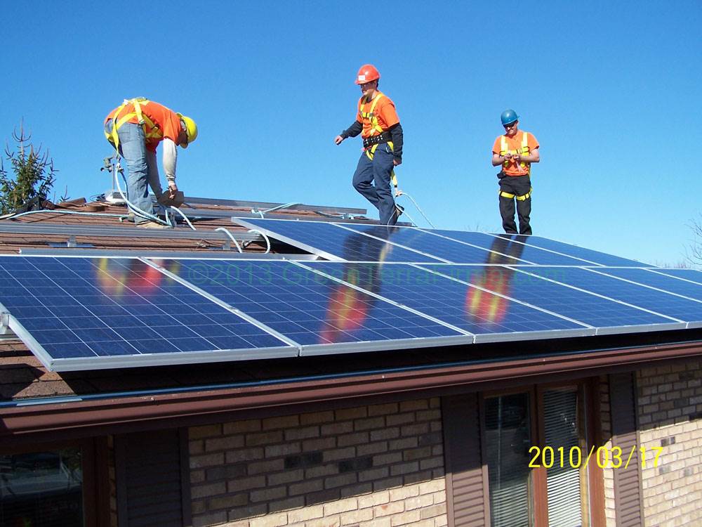 A Blackout … and Job Cuts … for the Solar Industry Workers installing Solar Panels