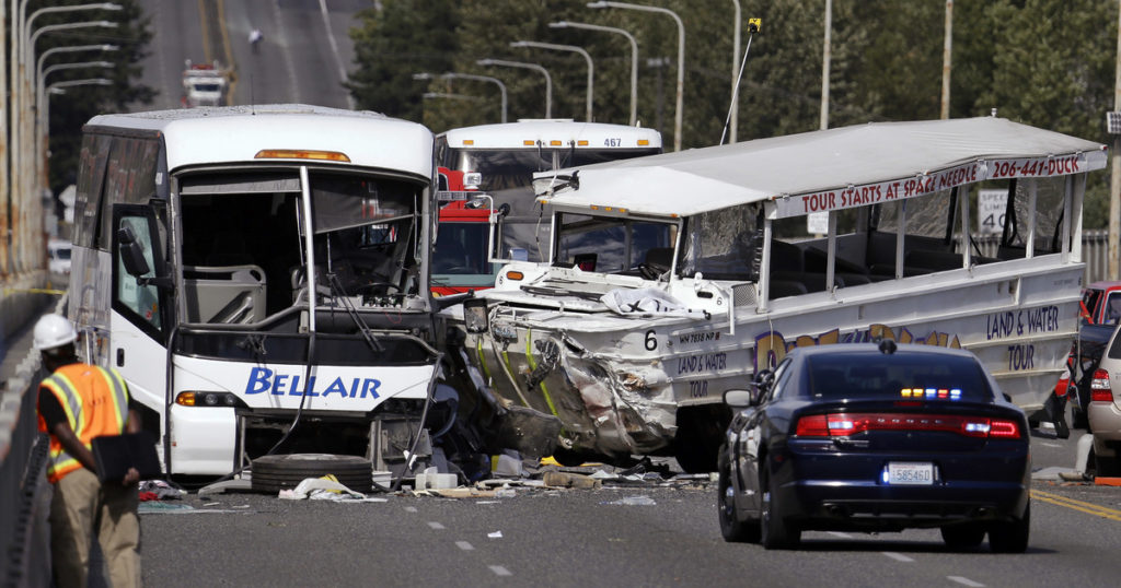 Duck Baot in a fatal highway crash with a bus