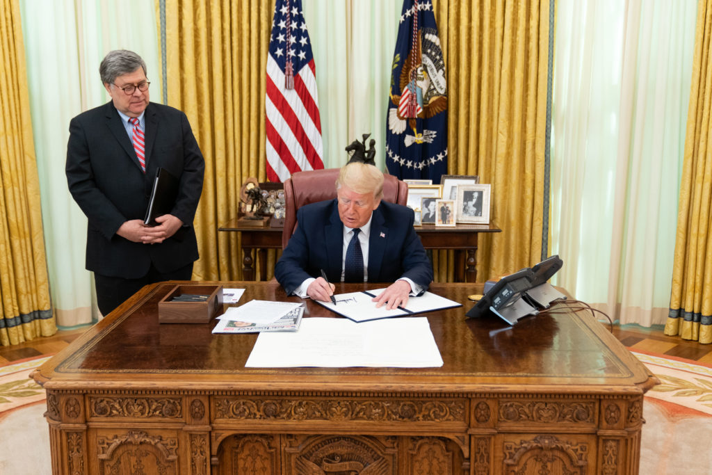 Trump Twitter Attack: Diverting You With His Call to Violence Trump Twitter Attack: Trump and Barr in the Oval Office