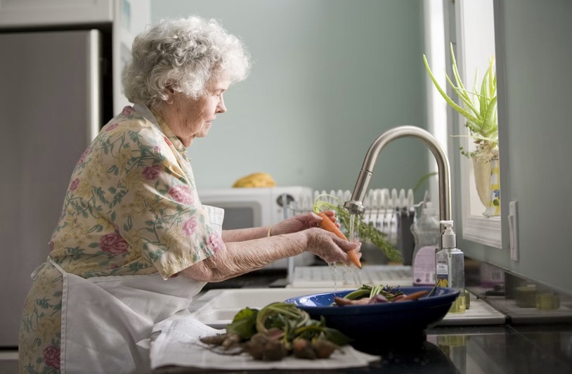 How to Keep Living the Life You Love at Home as You Age Sponsored article banner image for aging in place