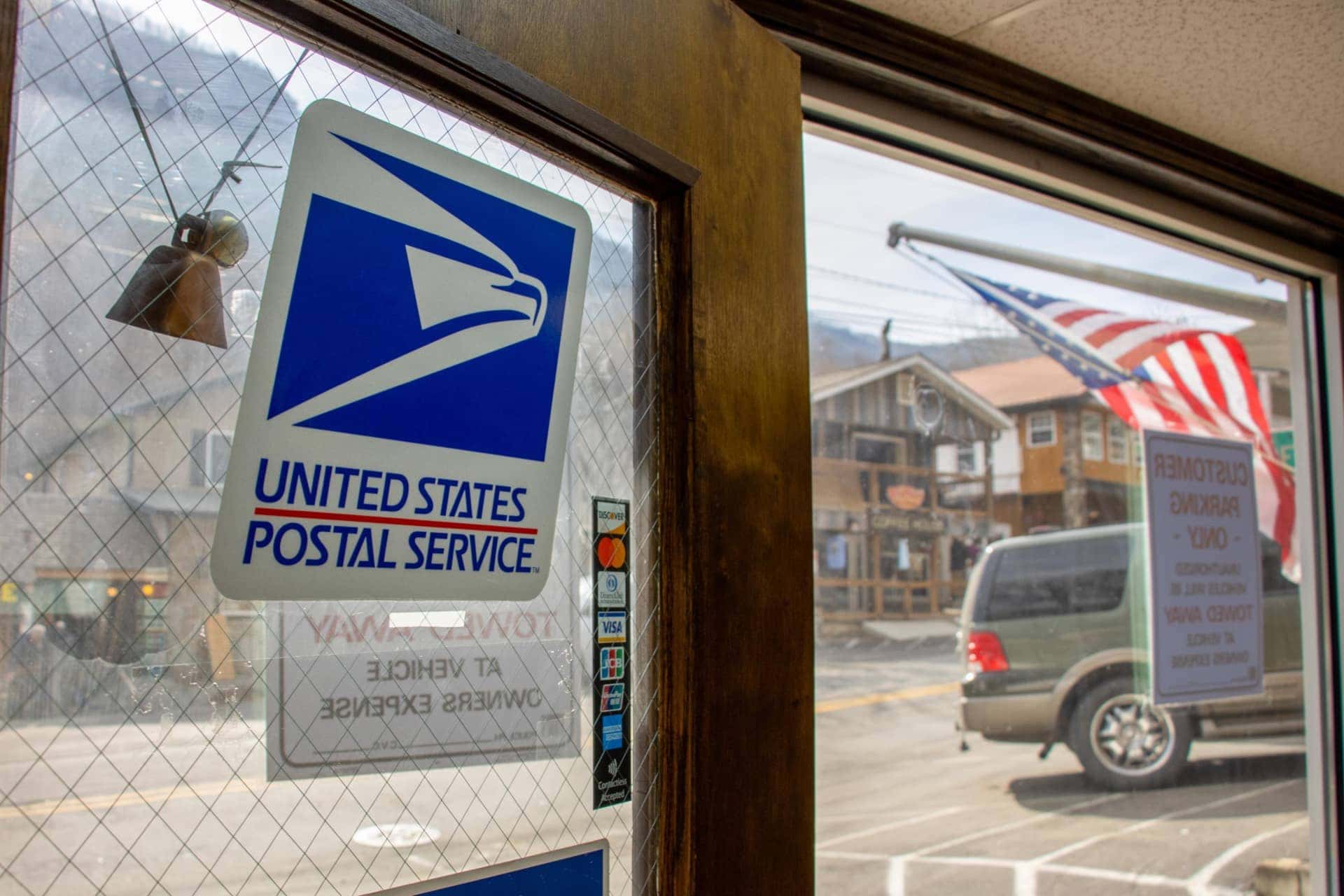 US Post Office in Chimney Rock