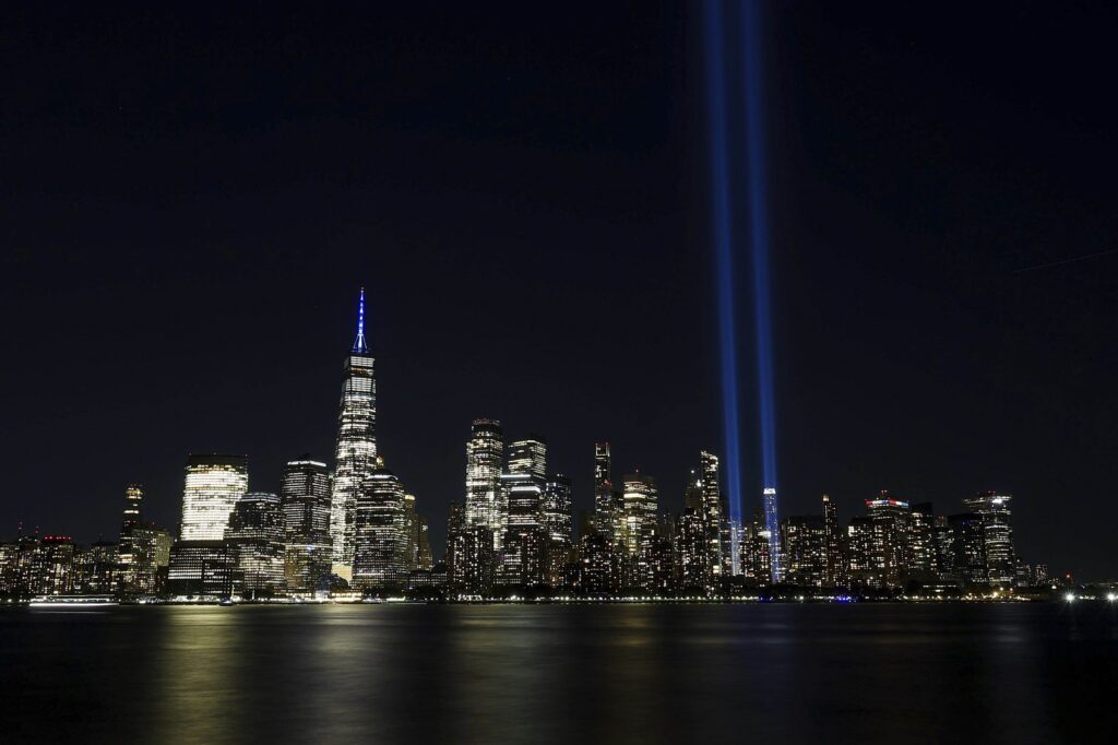 9/11 tribute to twin towers